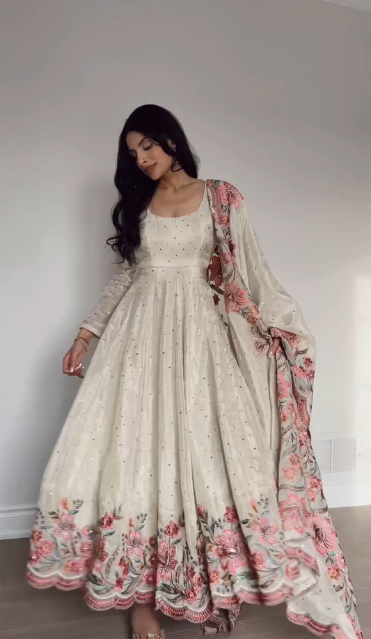 MAYAVATI ANARKALI SUIT SET