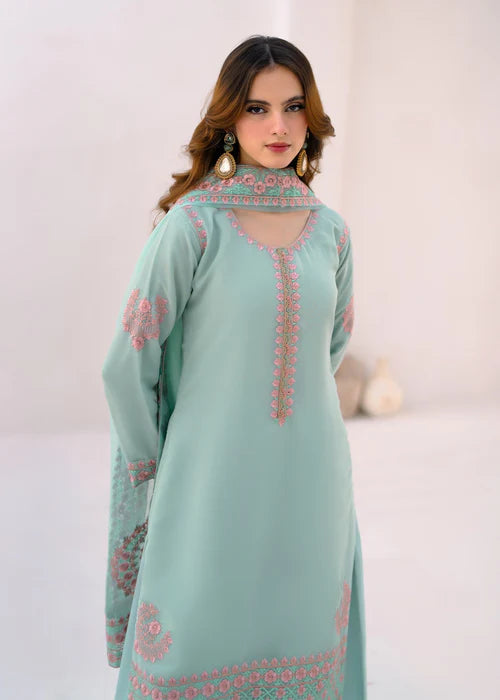 Eastern refreshing pastel green Suit